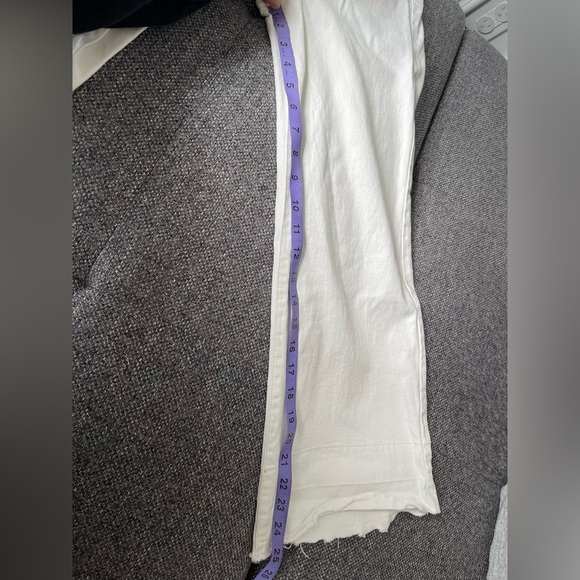 H&M high waist and wide leg Denim Culottes - Picture 9 of 9